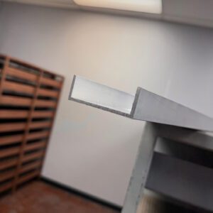 1/2" x 1/2" x 3/32" thick Aluminum Channel 6063-T52 Architectural