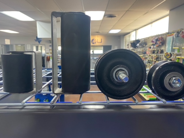 Hardware, Struts and more